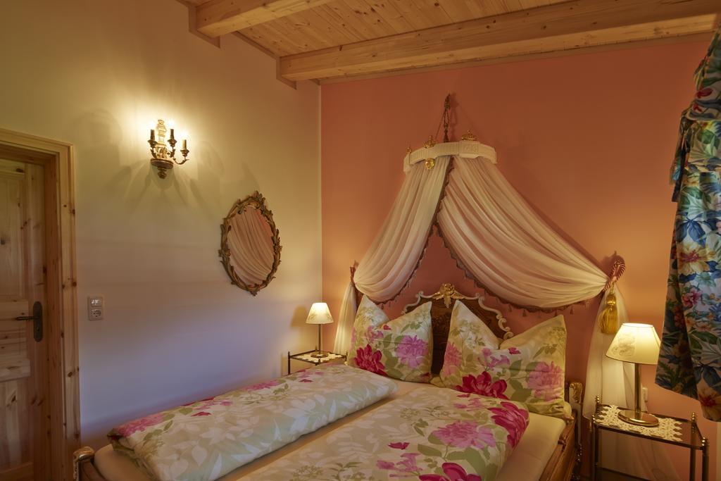 Burgchalet Reutte Eksteriør billede